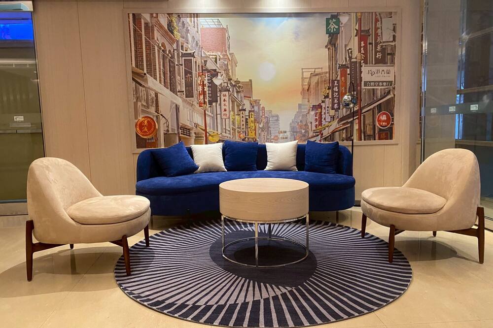 ホリデイ イン エクスプレス タイペイ トレイン ステーション 写真