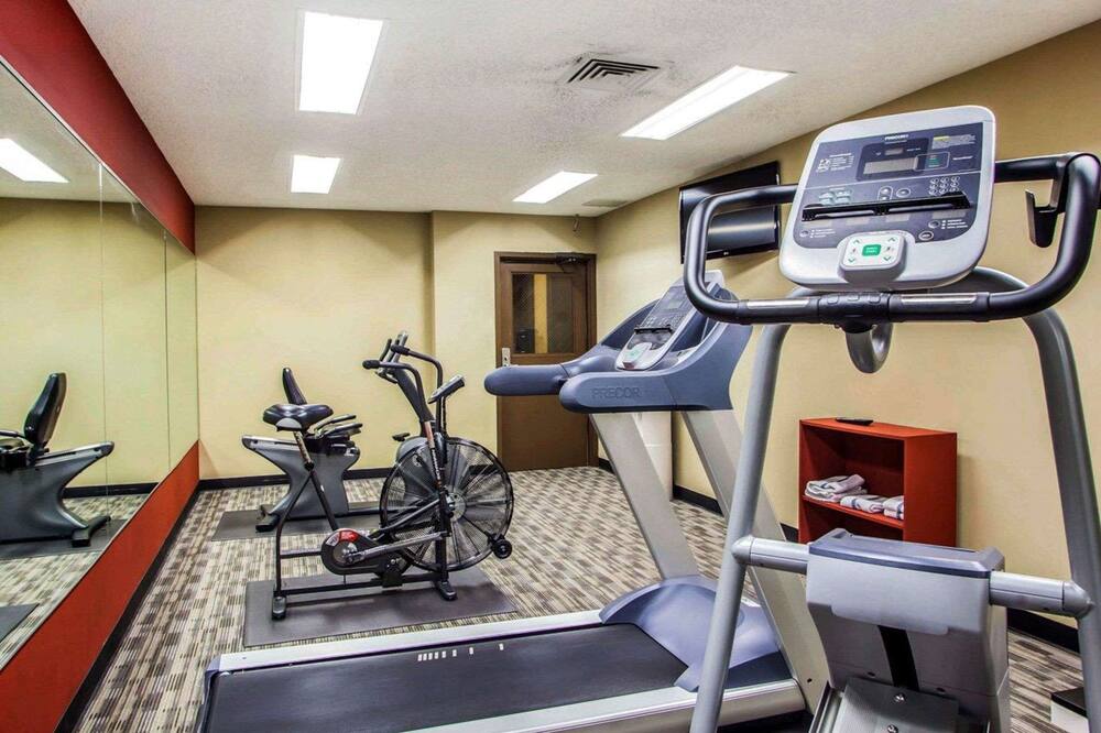 クオリティ イン & スイーツ ピオリア ノース 写真