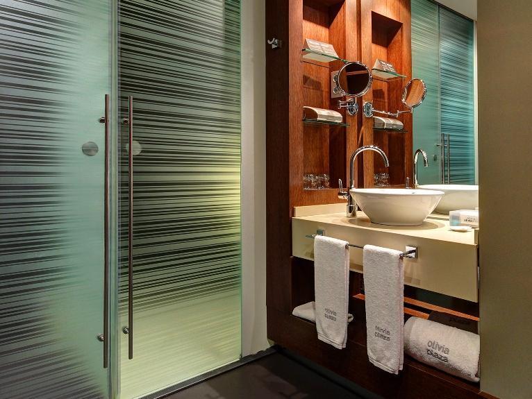 オリビア プラザ ホテル 写真