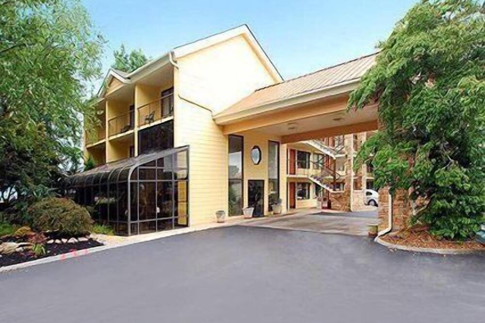 クオリティ イン & スイーツ セバービル - ピジョン フォージ 写真