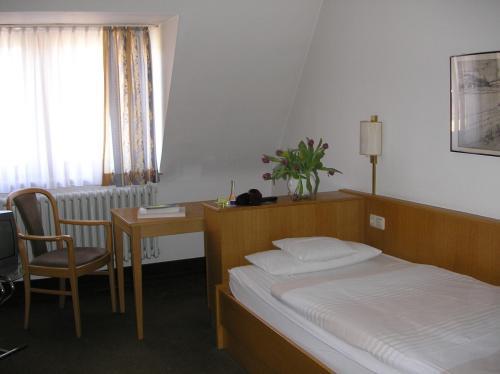 ホテル バルバロッサ ガルニ 写真