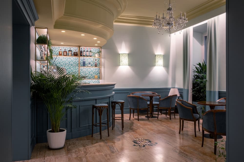 ホテル モンテカルロ 写真