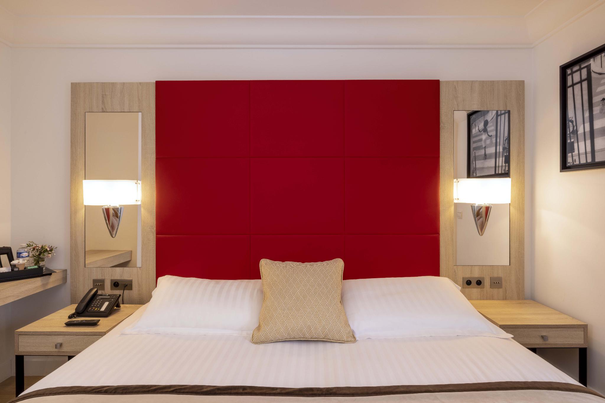 ホテル デ カスティリオーネ 写真