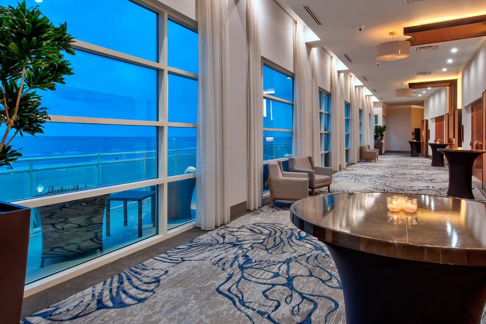 ヒルトン ガーデン イン バージニア ビーチ オーシャンフロント 写真