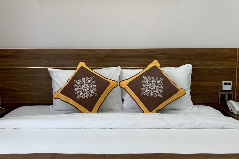 ホテル エマ 写真