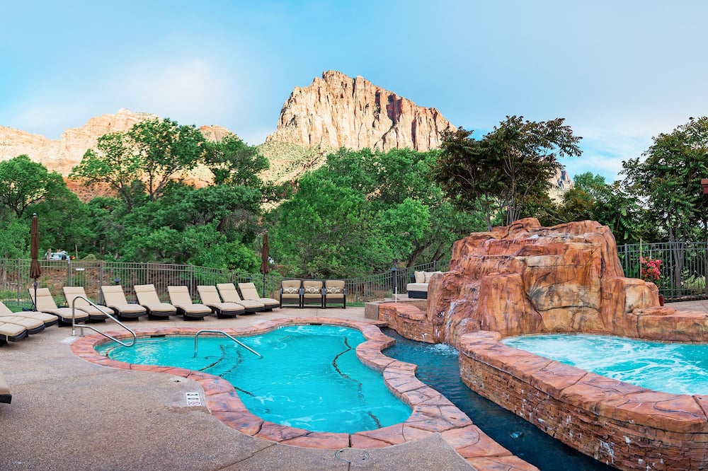 Cliffrose  Springdale, a Curio Collection by Hilton 写真