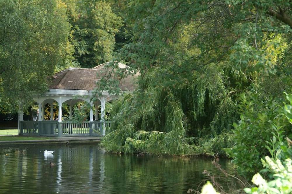 Camden Court Hotel 写真