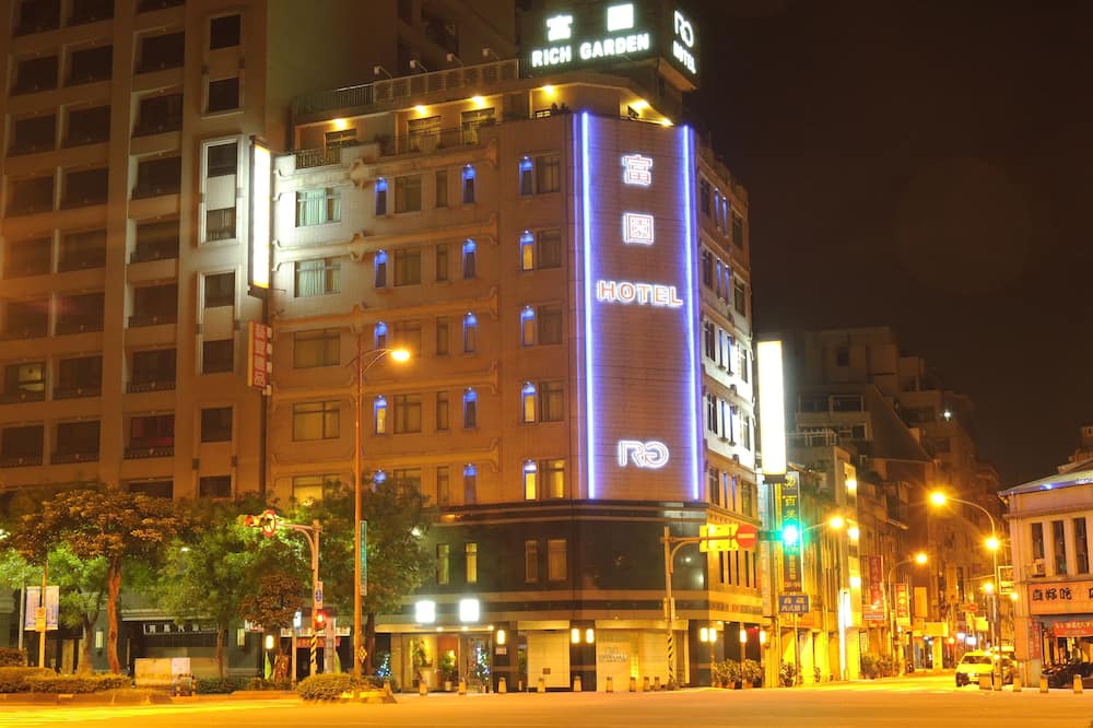 リッチ ガーデン ホテル 写真