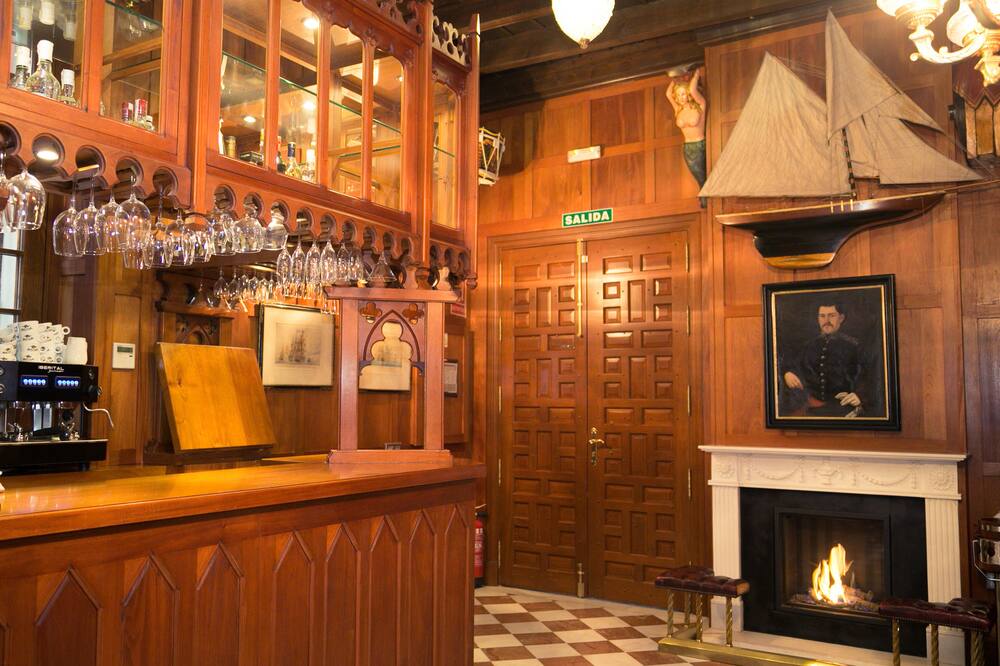 ホテル アテネオ セビージャ 写真