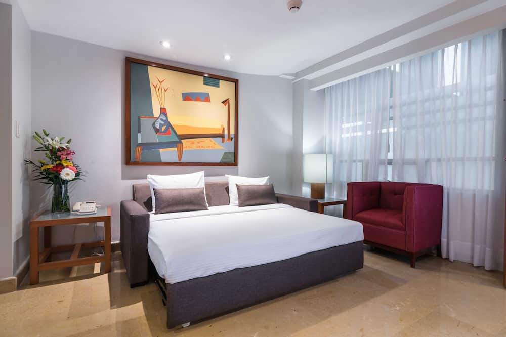 ユーロスターズ ソナ ロッサ スイーツ 写真