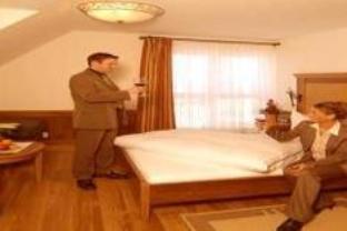 ホテル ヒルシュ 写真