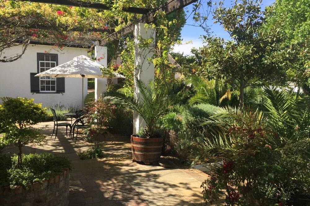 アルバーン ゲストハウス 写真