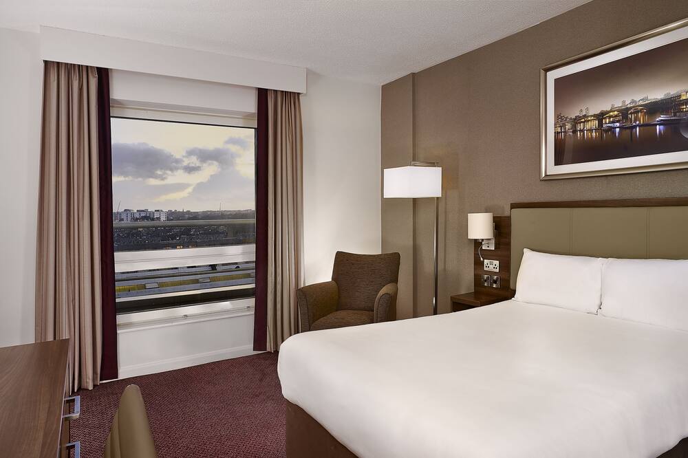 レオナルド ホテル アバディーン 写真