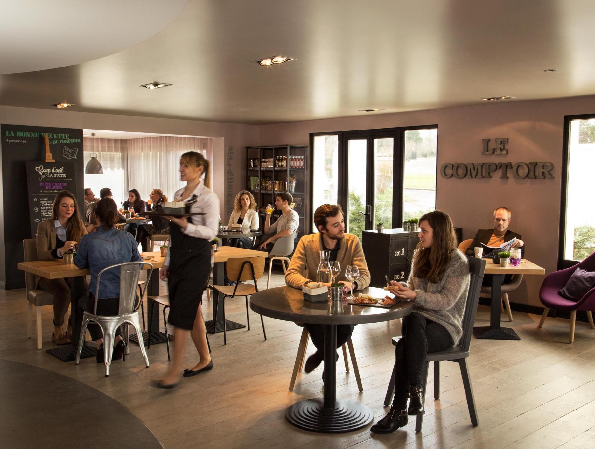 ホテル カンパニール サン ジェルマン アン レー 写真