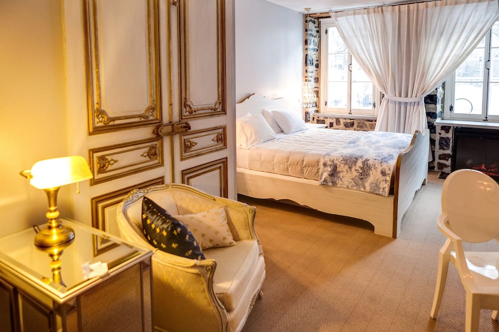 Auberge Place d'Armes - Par Aneyro 写真