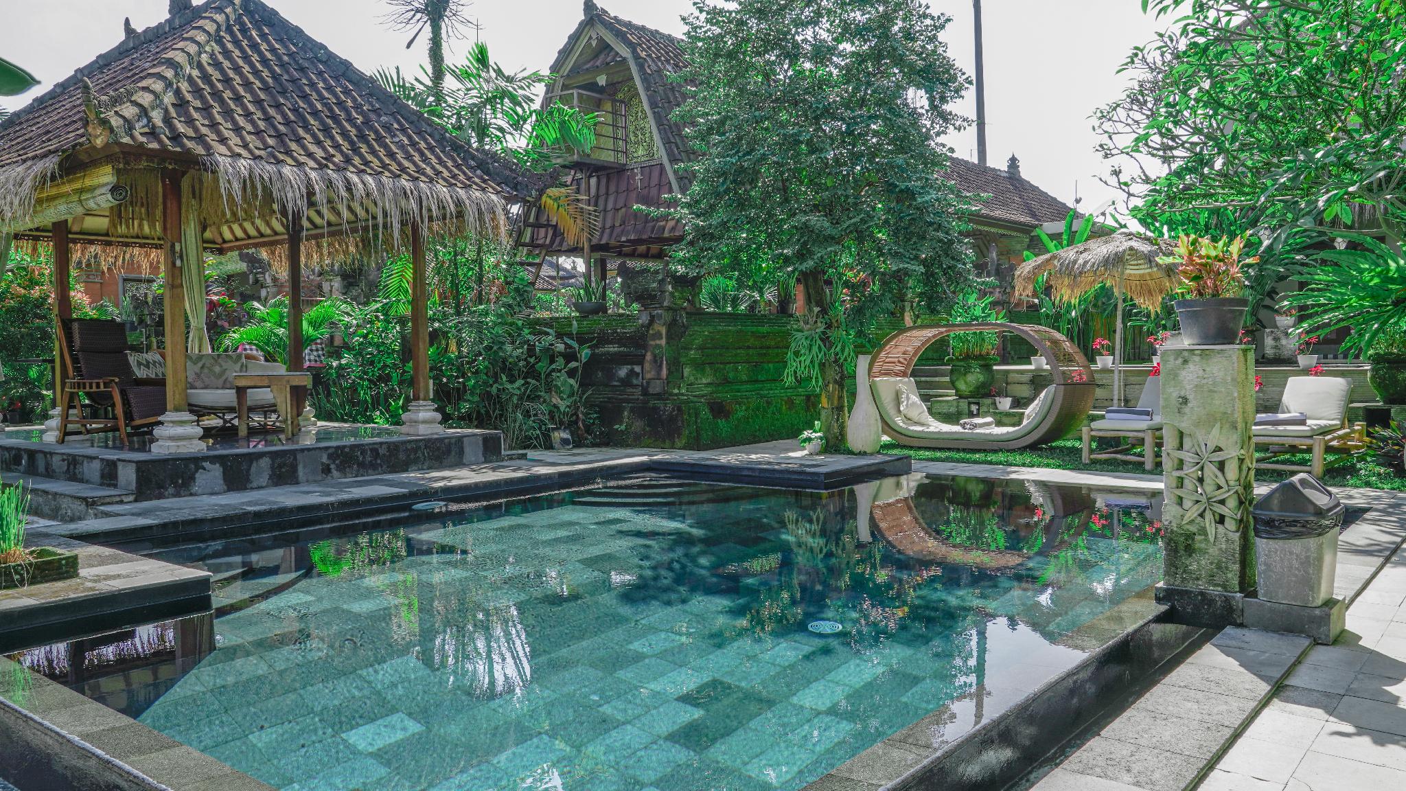 ロカサリ リトリート 写真