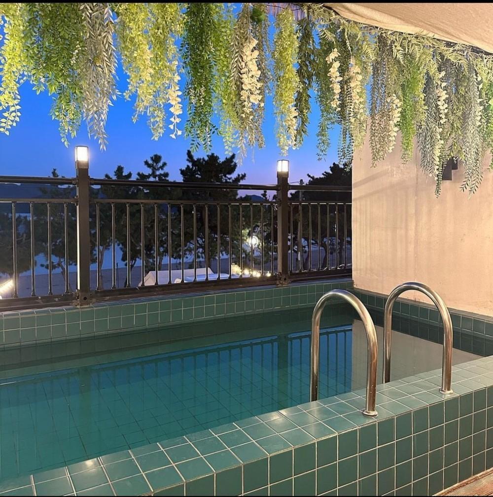 Ecopool House 写真