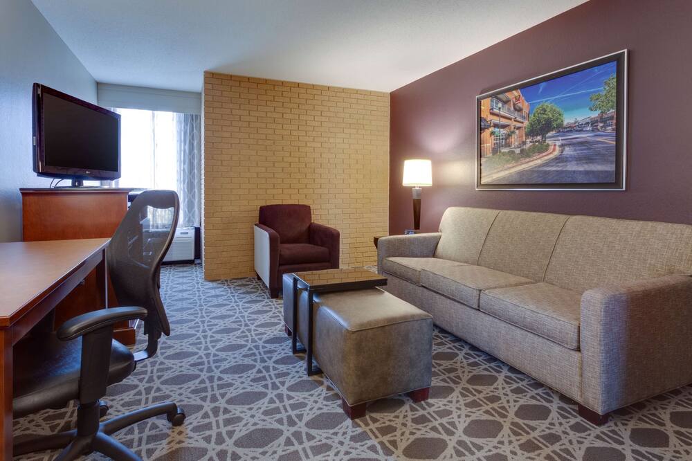 Drury Inn & Suites Overland Park 写真