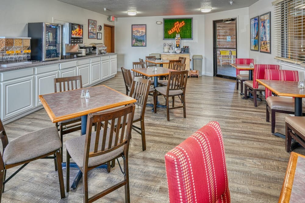 イエローストーン リバー イン & スイーツ 写真