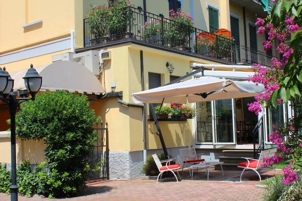 チャーリー ホテル 写真