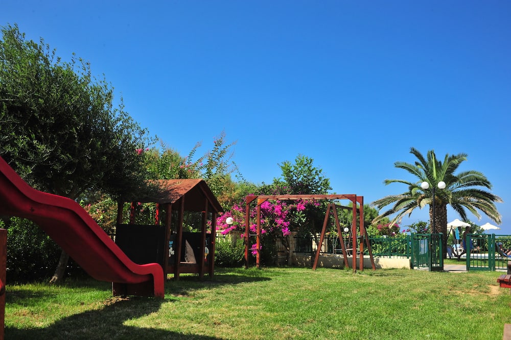 Hydramis Palace Beach Resort 写真