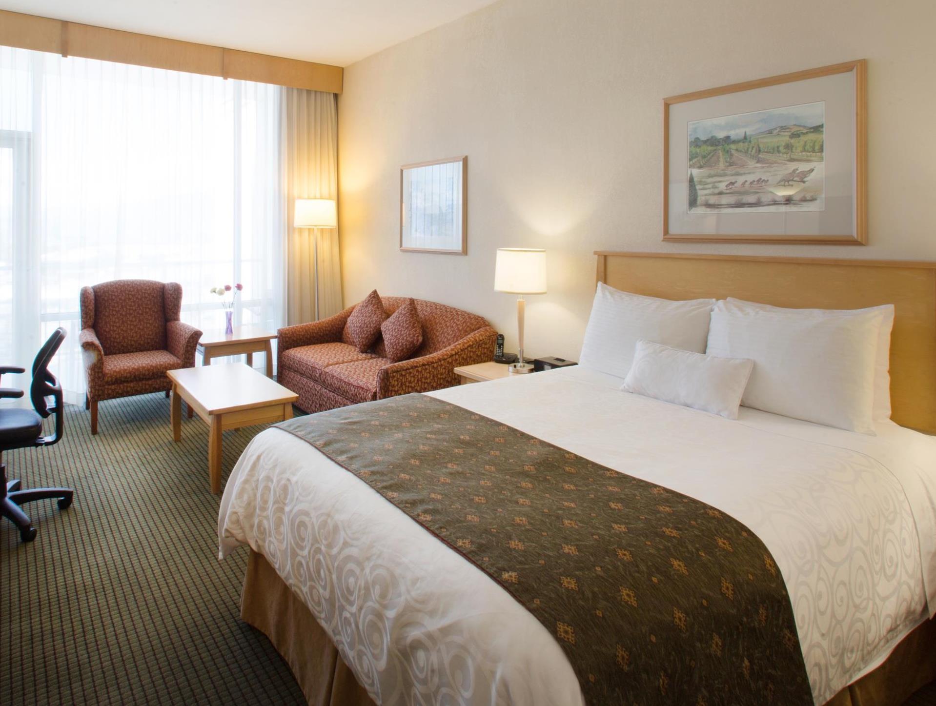 Best Western Plus Kelowna Hotel & Suites 写真