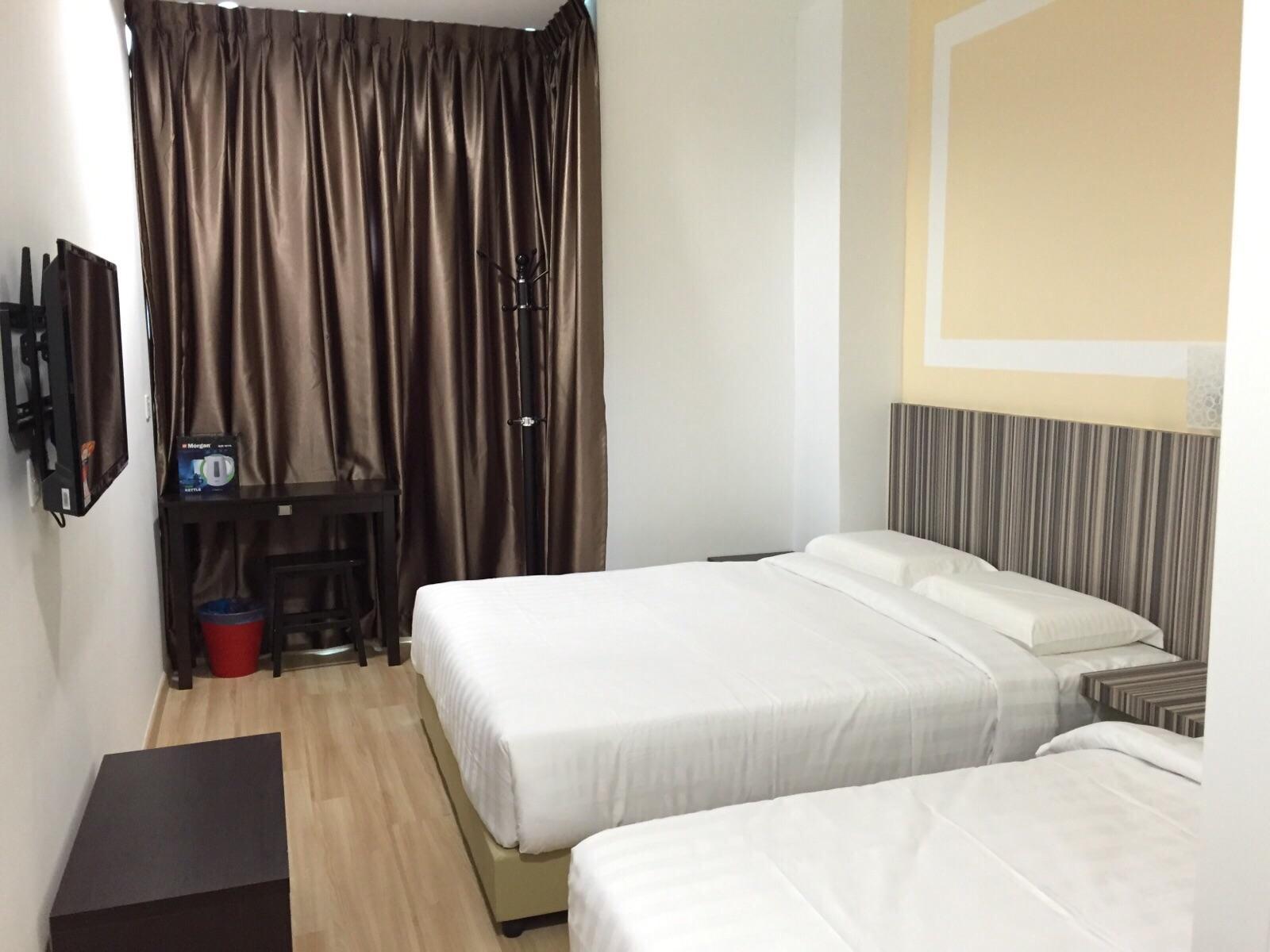 サン インズ ホテル アイヤー ケロー 写真