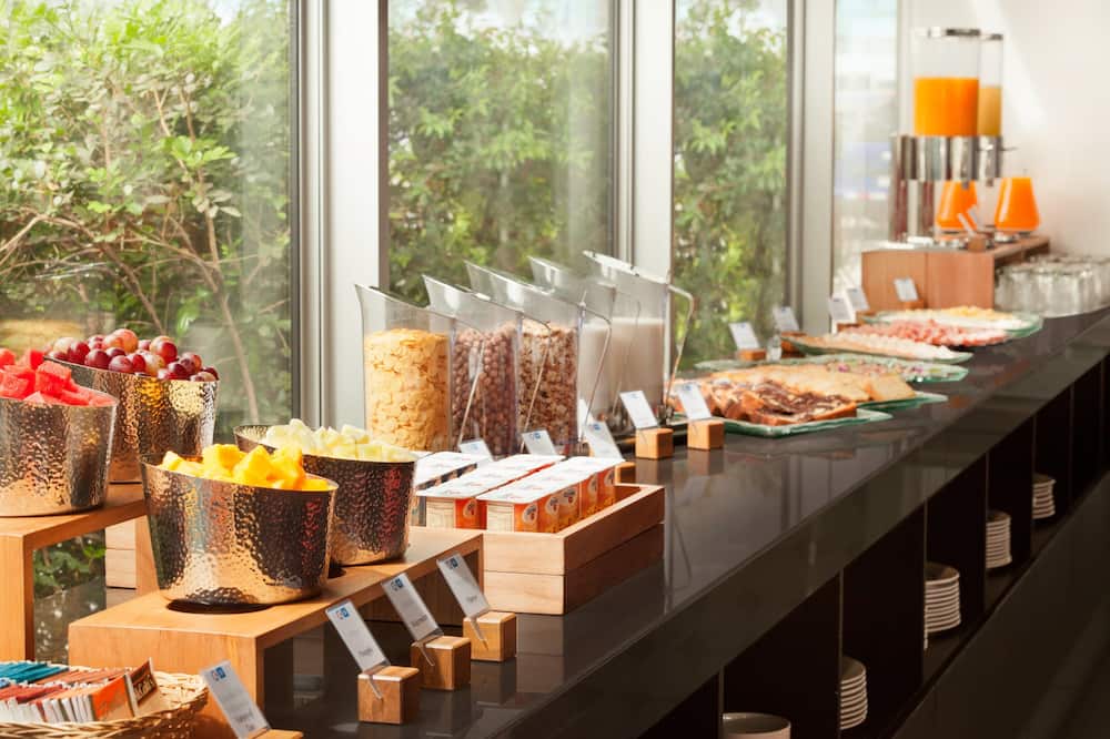 Wyndham Costa del Sol Lima Airport 写真