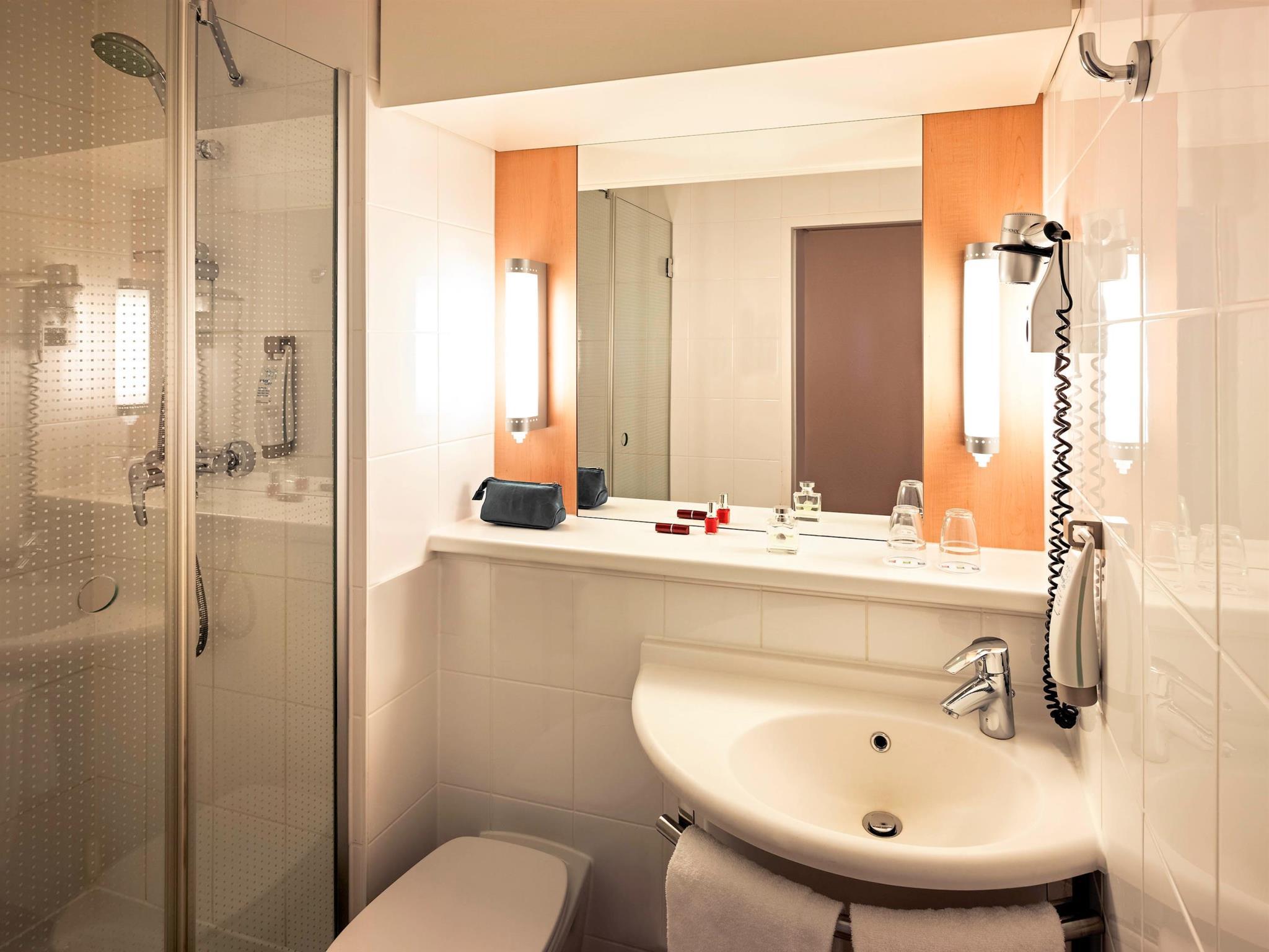 イビス ニュルンベルク シティ アム プレルラー 写真