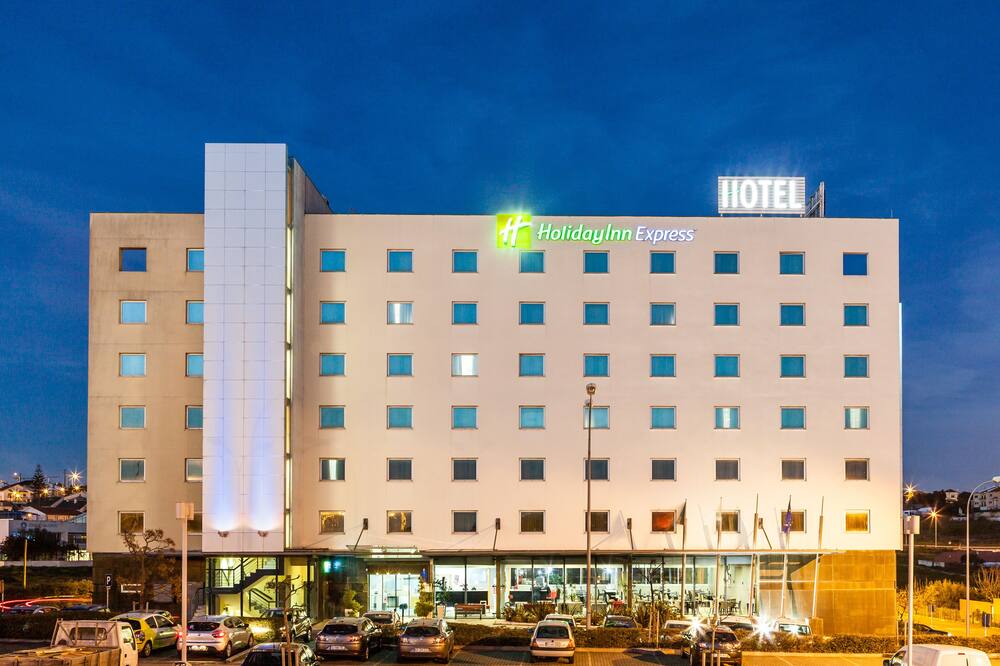 Holiday Inn Express Lisbon-Oeiras By IHG 写真
