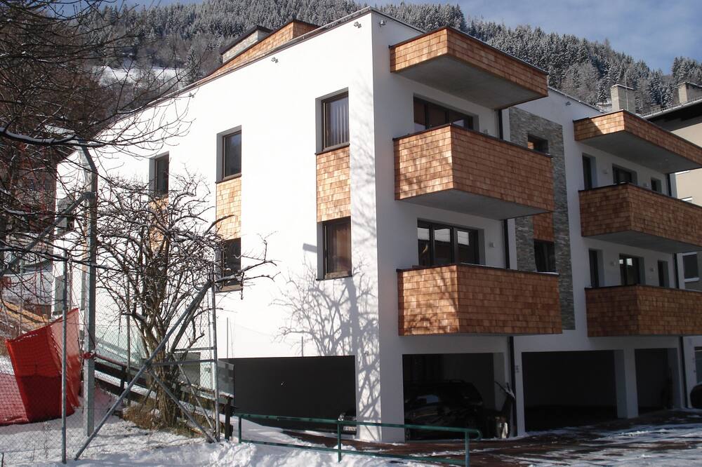 Appartement Living Schönwies apartments with private Infrared cabin 写真