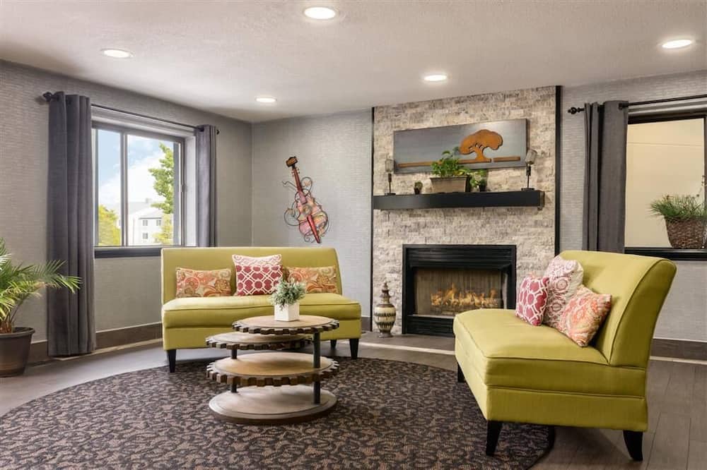 ラックス スタジオ