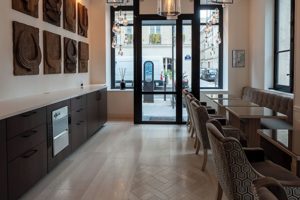 ホテル ペレイヴ 写真