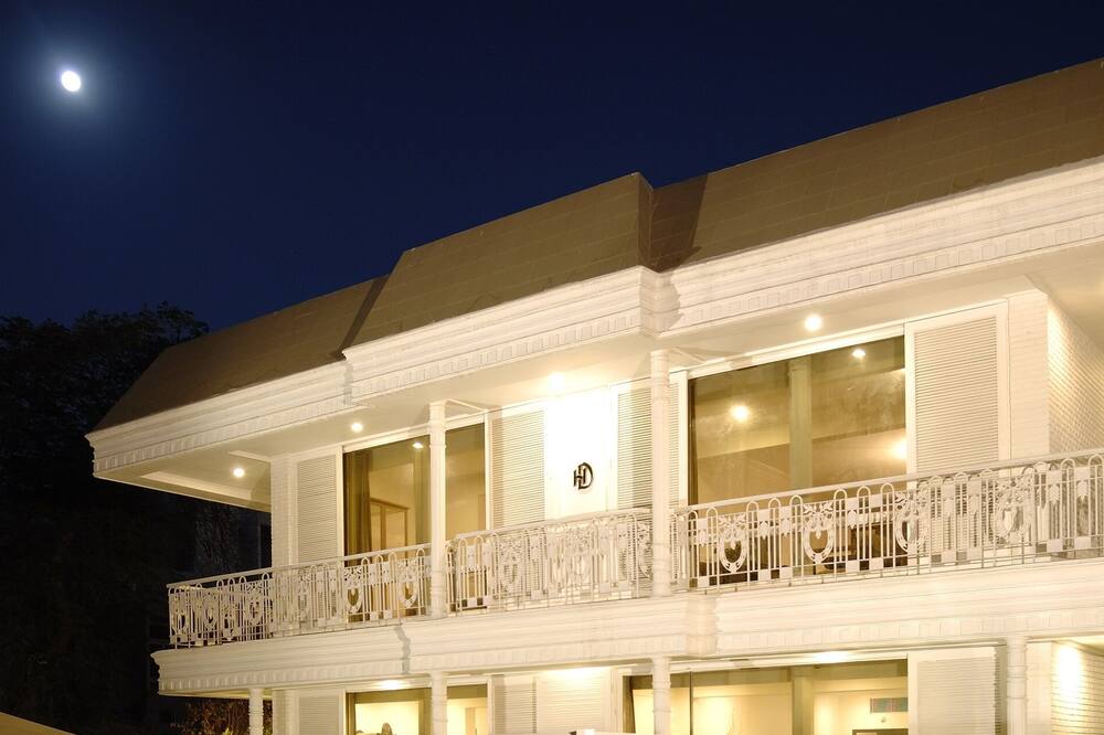 ホテル ディプロマット 写真