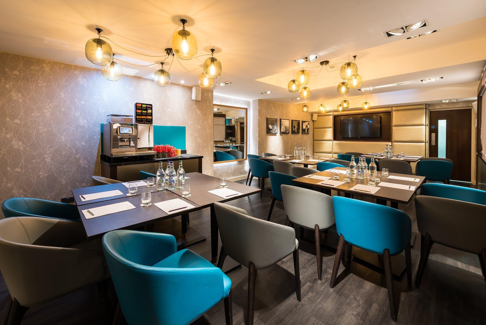 ホテル インディゴ ロンドン パディントン バイ IHG 写真