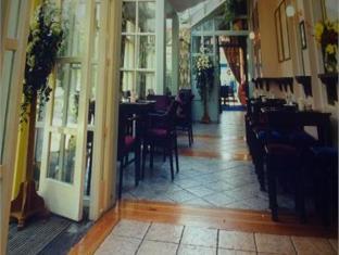 ウッドフィールド ハウス ホテル 写真