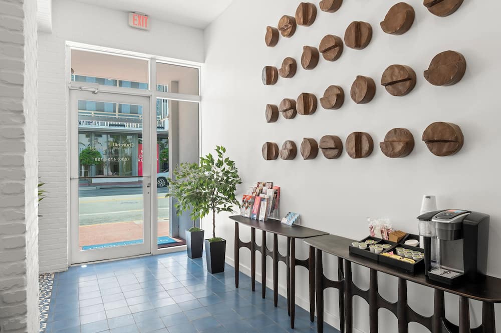 グローバル ラグジュアリー スイーツ アット ザ エイペックス マイアミ 写真