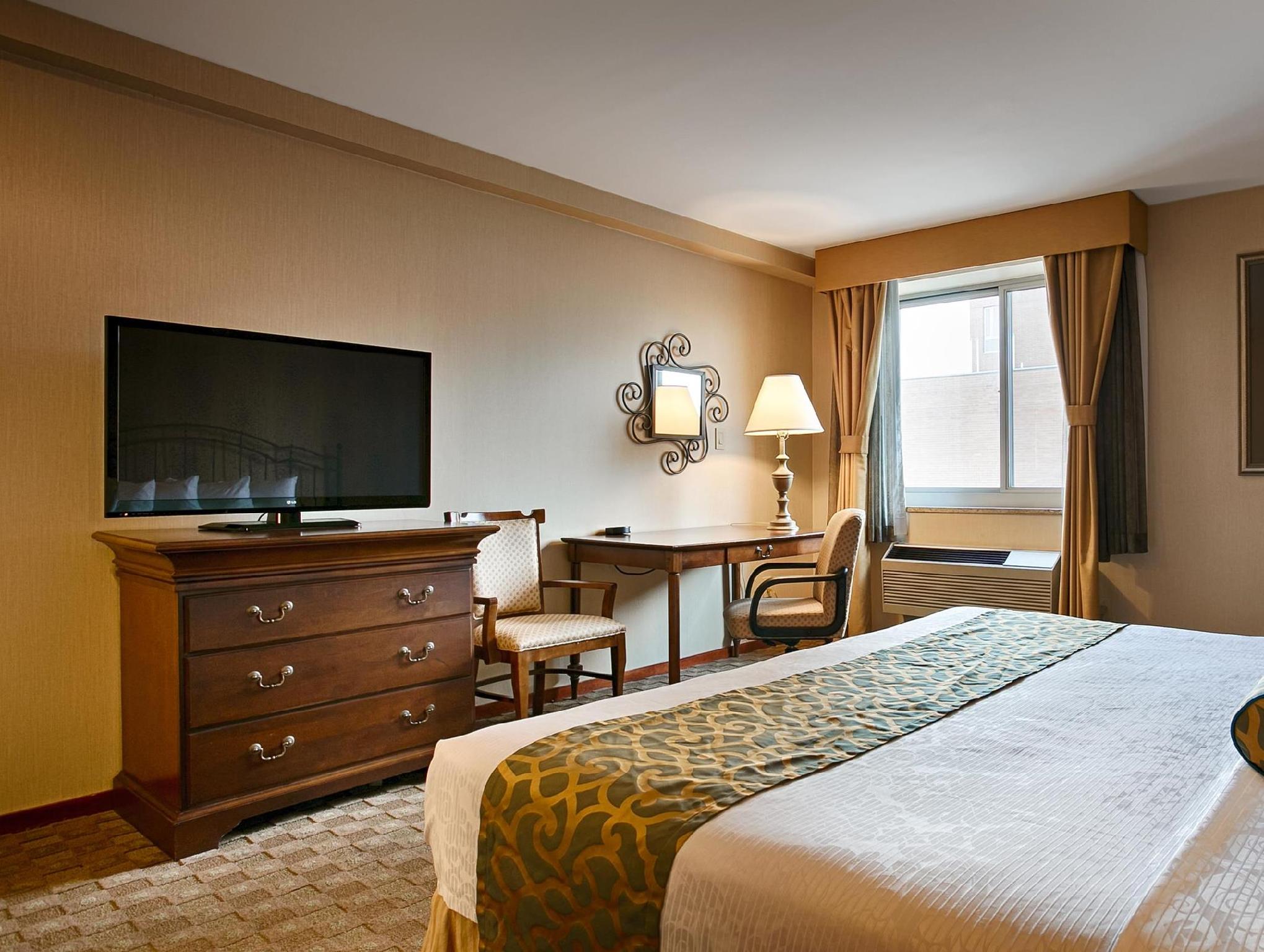 ベストウェスタン クイーンズ コート ホテル 写真