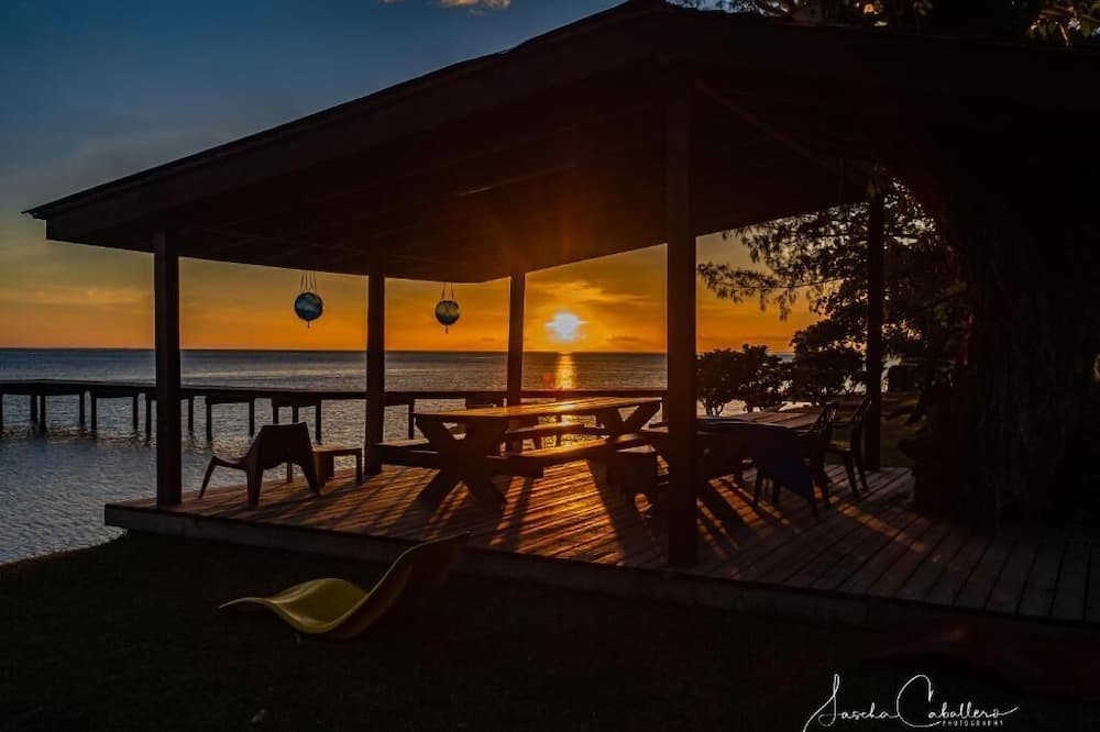 リナルバ モーレア ビーチ リゾート 写真