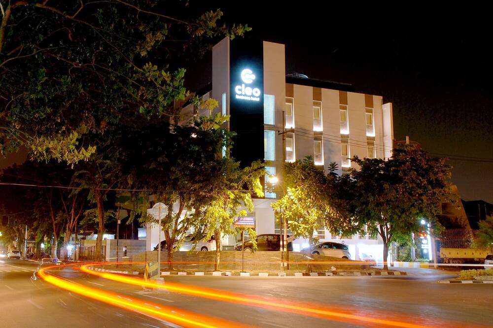 クレオ ワリコタ スラバヤ 写真