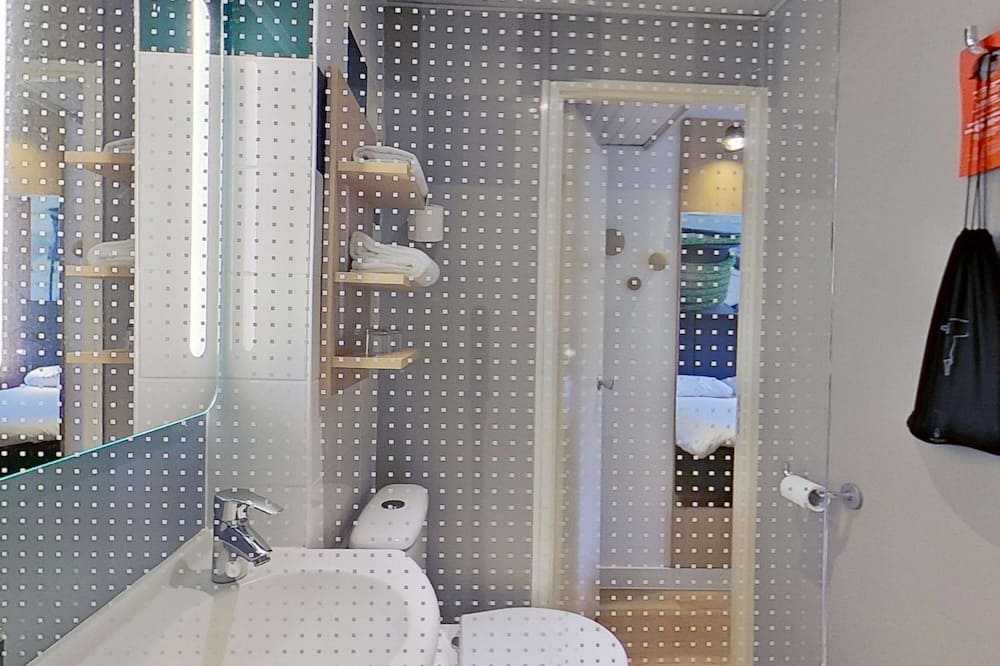 イビス ヴァンヌ 写真