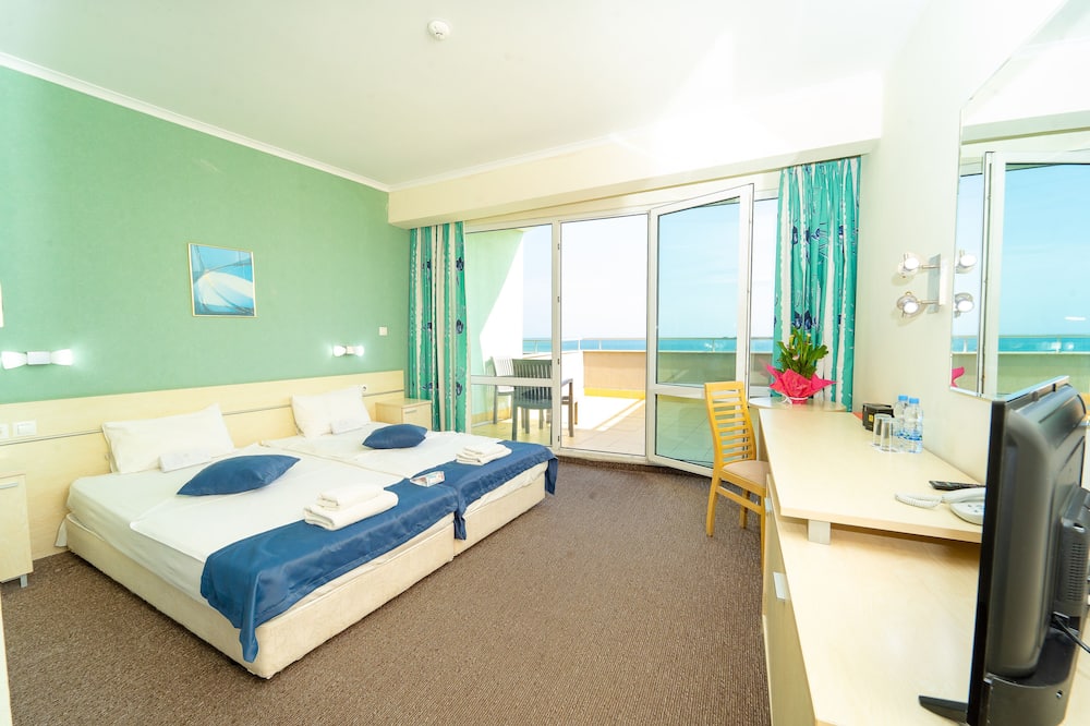 Arsena Beach Hotel 写真
