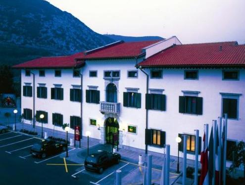 Sabotin, Hotel & Restaurant 写真