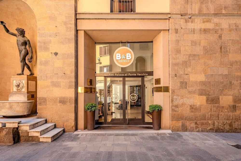 ホテル ピッティ パレス アル ポンテ ヴェッキオ 写真