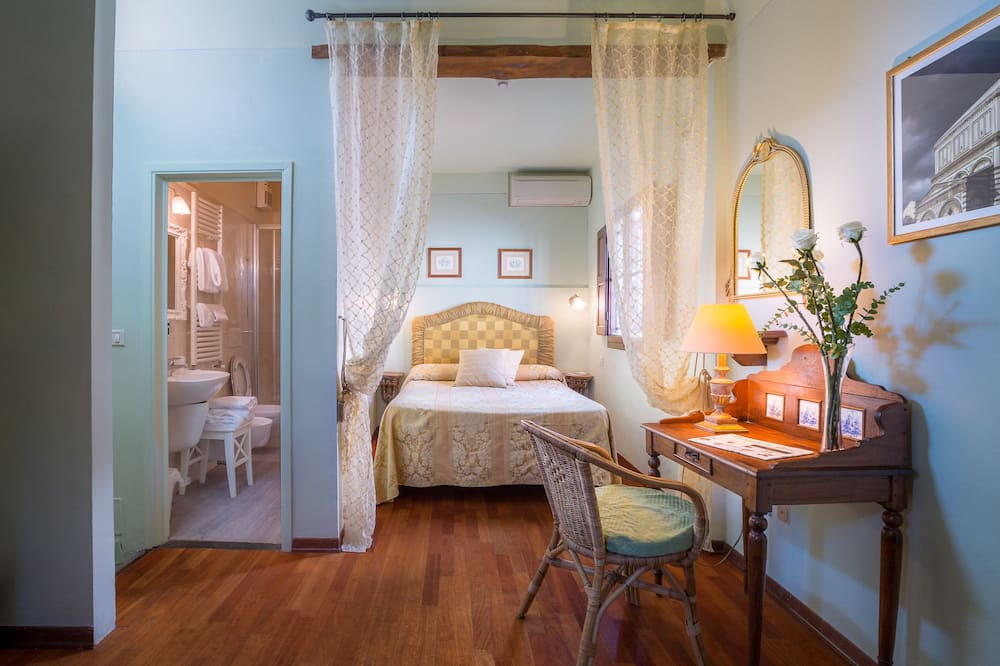 ホテル トッレ グエルファ パラッゾ アッチャイウオリ 写真