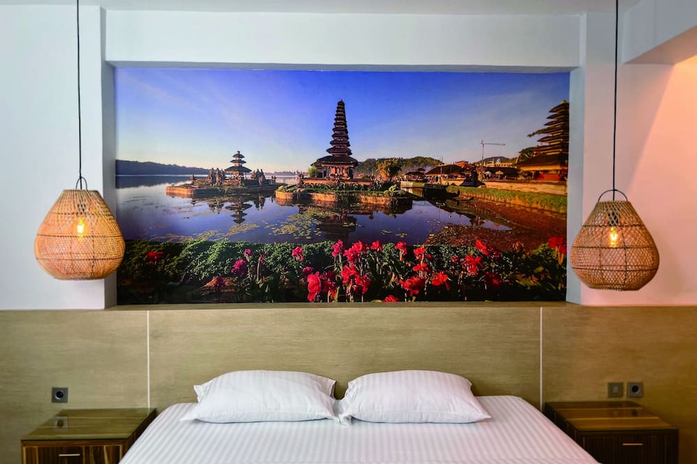 ファーストルームズ ブカシ ホテル 写真