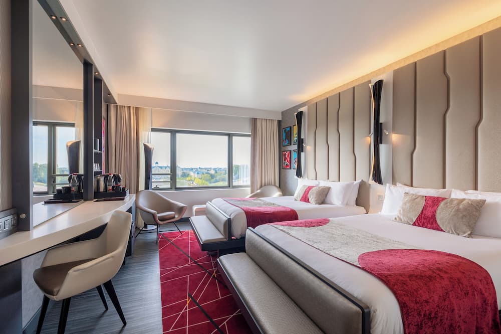 Disney's Hotel New York - The Art of Marvel 写真