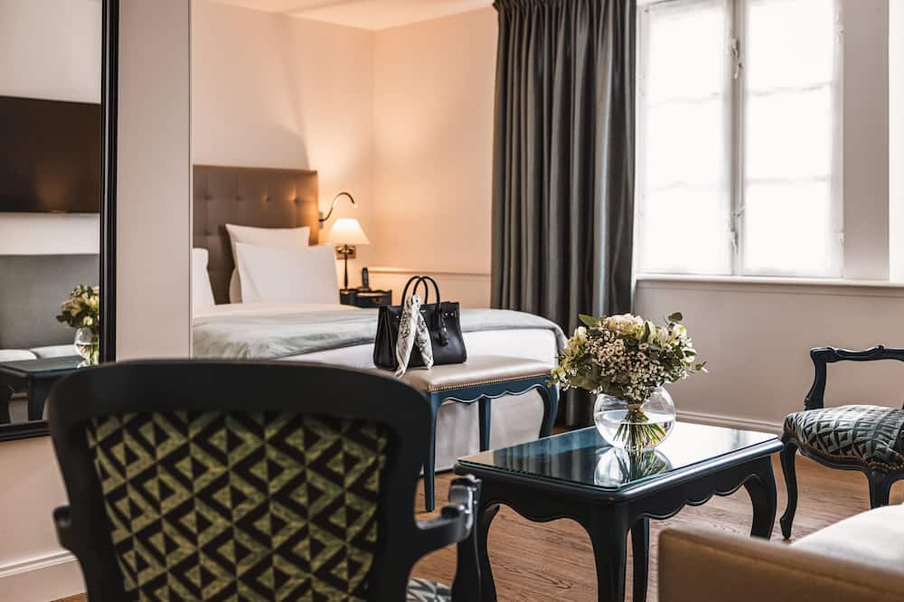 クール デュ コルボー ホテル ストラスブール エムギャラリー コレクション 写真