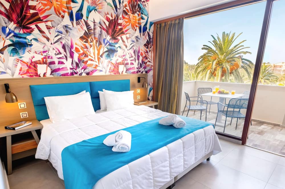 May Beach Hotel 写真