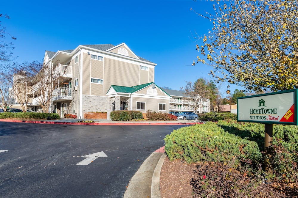 ホームタウン スタジオズ アトランタ - シャンブリー バイ レッド ルーフ 写真